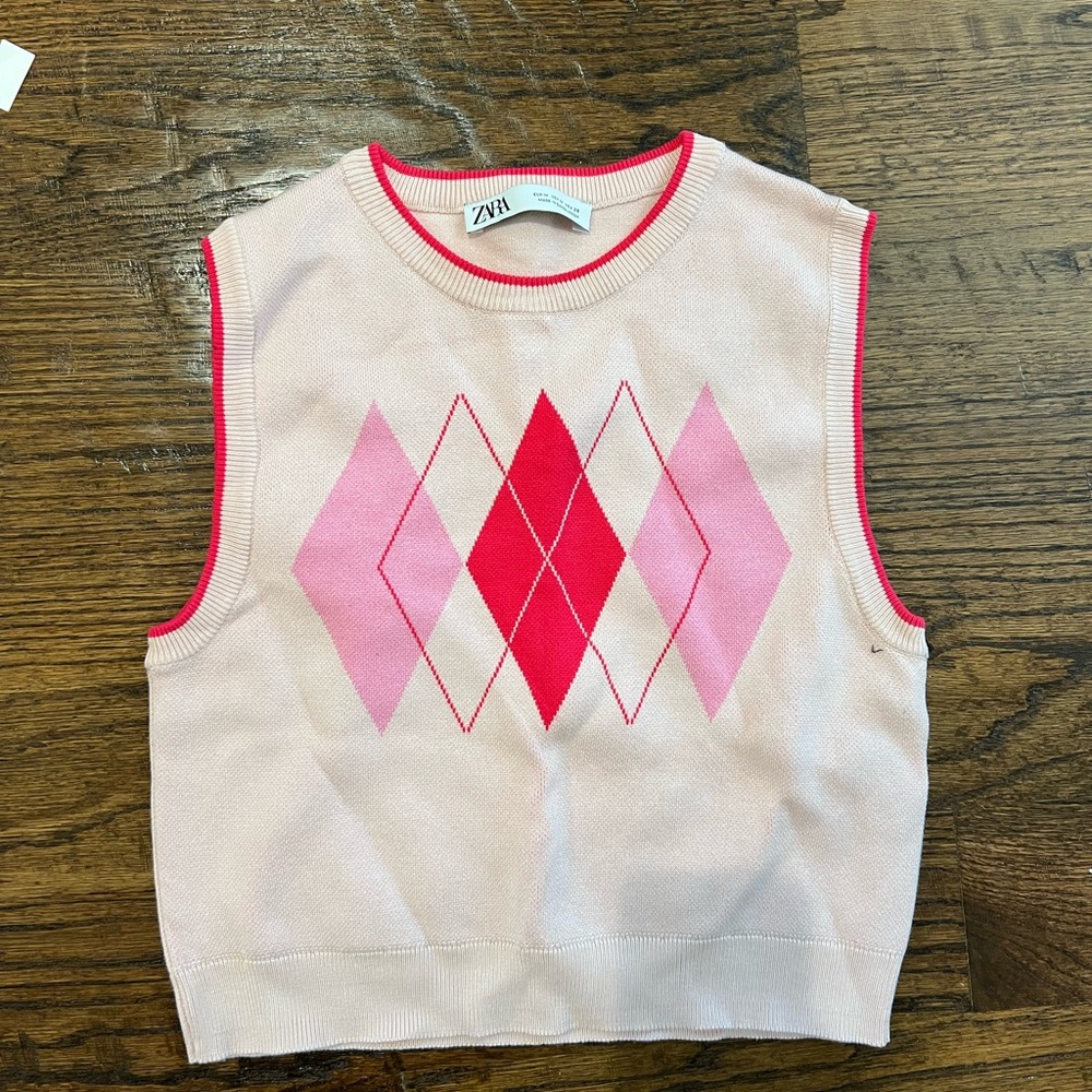 Zara Knit Cropped Pink Sweater Vest - Picture 5 of 7